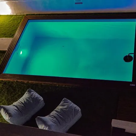 Siora Agiolina Two-bedroom Private Pool